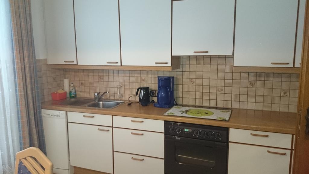 Haus Alpina Apartment Weissensee Bilik gambar