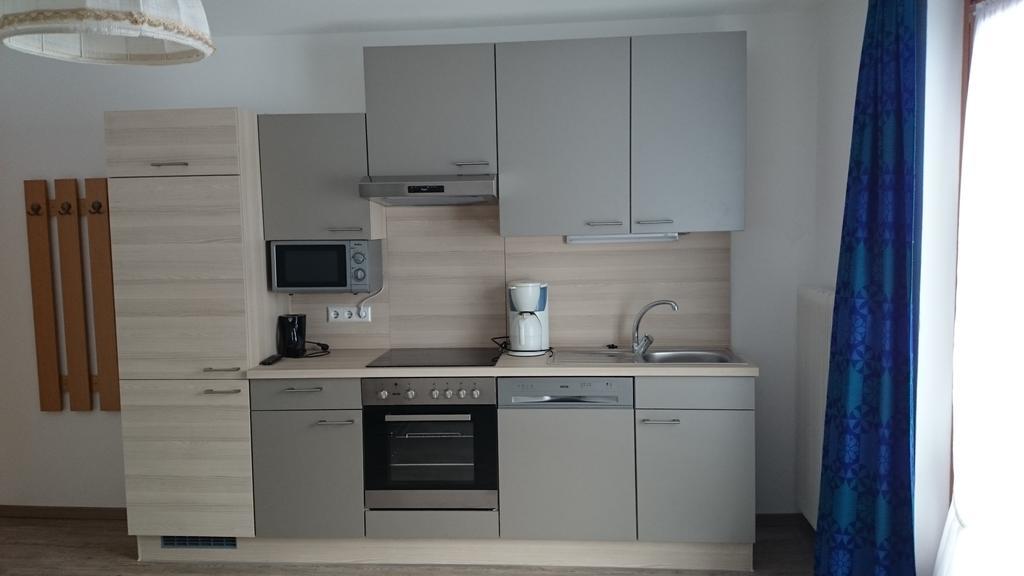 Haus Alpina Apartment Weissensee Bilik gambar