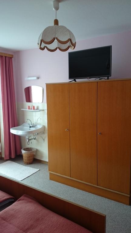 Haus Alpina Apartment Weissensee Luaran gambar