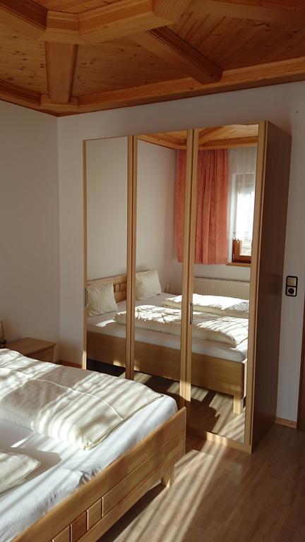 Haus Alpina Apartment Weissensee Luaran gambar